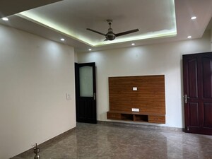 Room in 3 BHK Apartment at Maxworth Premier Urban, Sector 15 – for Rent