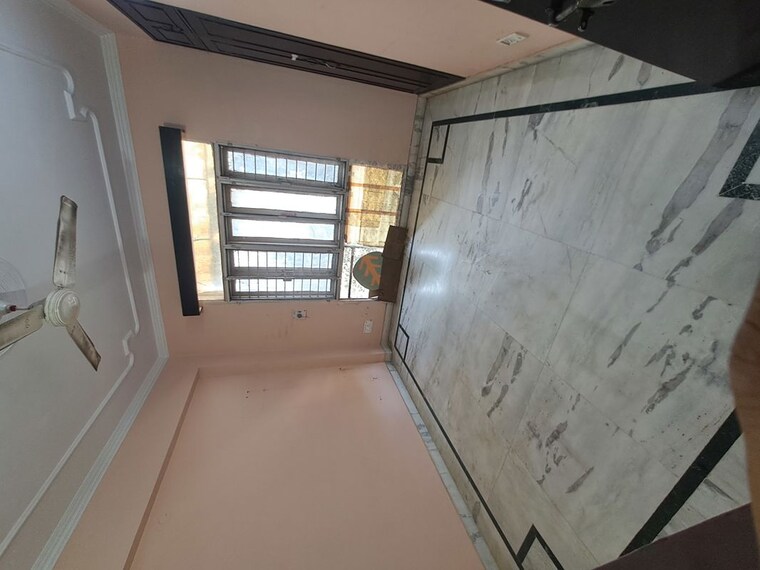Room, sector 7 dwarka 2.5 Bedroom 1350 Sq.Ft. Apartment In Sector 7 Dwarka Delhi 10021082