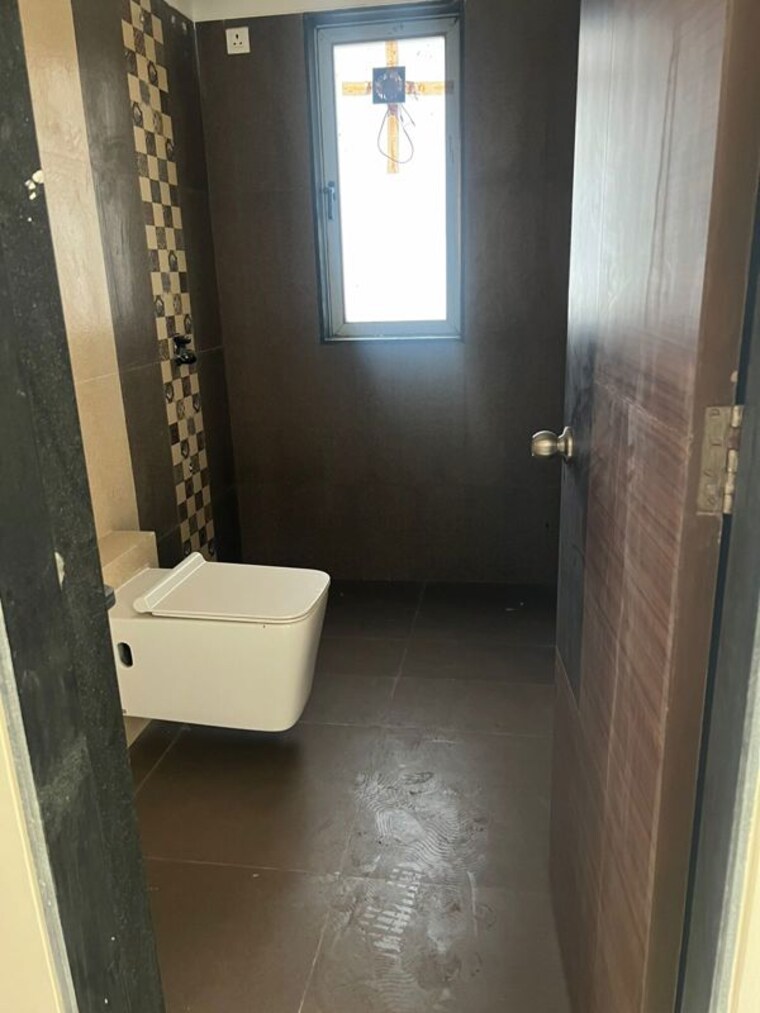 Bathroom, raheja-interface-heights 2 Bedroom 710 Sq.Ft. Apartment In Malad West Mumbai 10021087