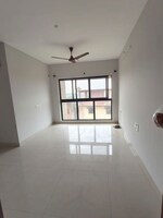 1 BHK 425 Sq.Ft. Apartment in Rustomjee Meridian