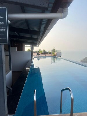 Swimming Pool in 3 BHK Apartment at Sancoale – for Rent