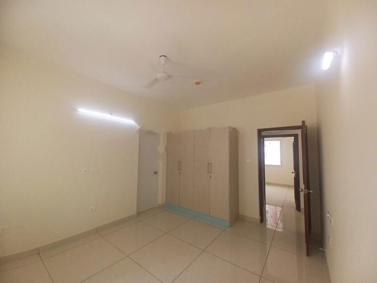 Room, prestige-lakeside-habitat 3.5 Bedroom 1400 Sq.Ft. Apartment In Varthur Bangalore 10021123