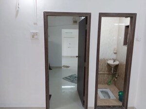 Bathroom in 1 BHK Apartment at New Mahada Colony, Goregaon East – for Rent