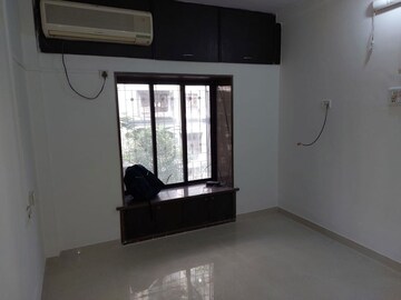Room in 1 BHK Apartment at New Mahada Colony, Goregaon East – for Rent