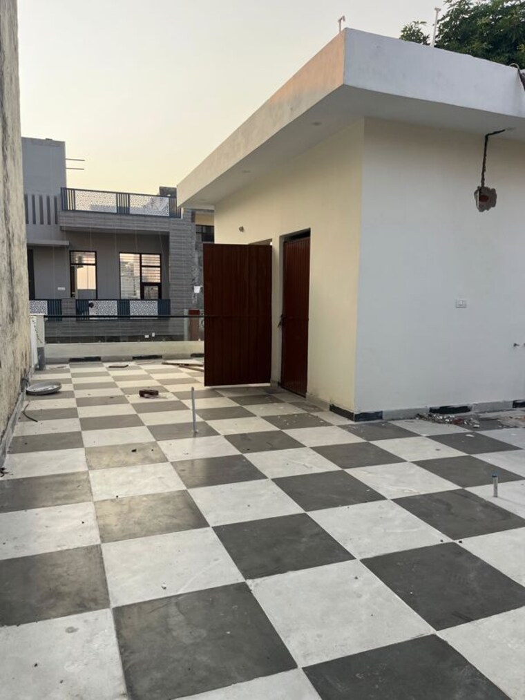 Room, highland-park-chandigarh 2 Bedroom 1350 Sq.Ft. Apartment In Bhabat Zirakpur 10021141