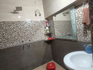 Bathroom in 6+ BHK Independent House at Naurangabad – for Sale