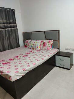 1 BHK Apartment For Rent in Sheth Vasant Oasis