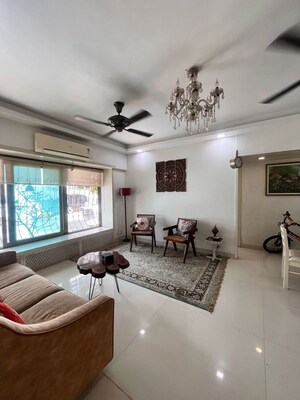 Living Room in 3 BHK Apartment at Andheri West – for Rent