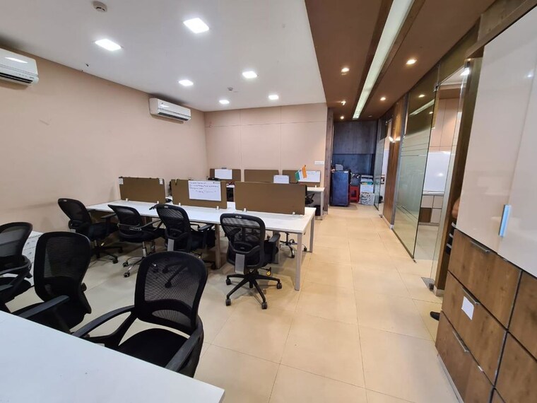 Team Area, satra-plaza Commercial Office Space 2650 Sq.Ft. In Vashi Sector 19d Navi Mumbai 10021146
