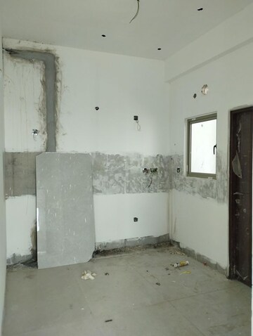 Room in 3 BHK Apartment at Hallmark Treasor, Narsingi – for Sale