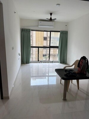 2 BHK Apartment For Rent in Lodha Amara Tower 23, Kolshet Road