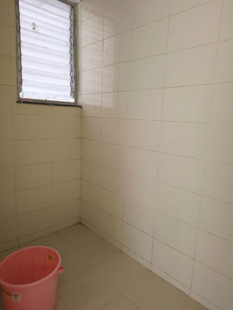 Bathroom, nanded 1 Bedroom 600 Sq.Ft. Apartment In Nanded Pune 10021197
