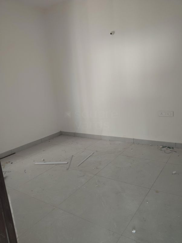3 BHK Apartment For Sale in Hallmark Treasor