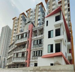 2 BHK Apartment For Sale in Hallmark Skyrena