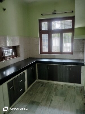 Kitchen in 2 BHK Builder Floor at Gomti Nagar – for Rent