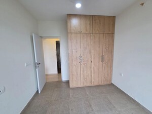 Room in 2 BHK Apartment at Kanakia Silicon Valley, Powai – for Rent