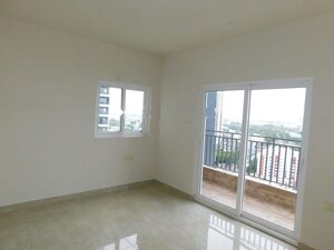 Room in 2.5 BHK Apartment at Candeur 40, Miyapur – for Sale