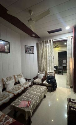 4 BHK + Servant Room Independent House For Sale in New Ramesh Nagar