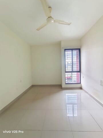 Room in 2 BHK Apartment at Nanded City Madhuvanti, Sinhagad Road – for Sale