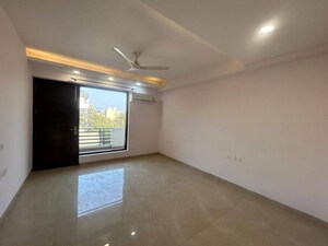 Room in 3 BHK Apartment at M3M Sky City, Sector 65 – for Rent