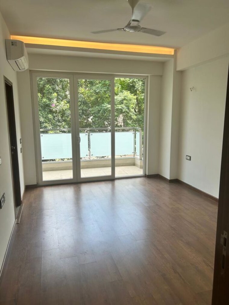 Room, dlf phase ii 5 Bedroom 3150 Sq.Ft. Apartment In Dlf Phase ii Gurgaon 10020500