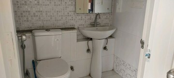 Bathroom in 2.5 BHK Apartment at CHD Avenue 71, Sector 71 – for Sale