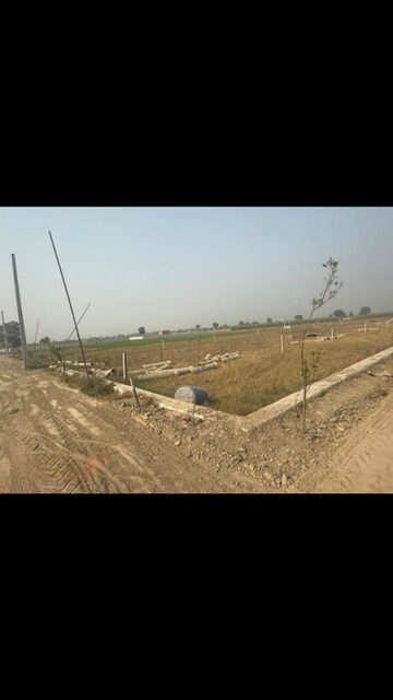 Plot Area in  Plot at Delhi Meerut Expressway – for Sale