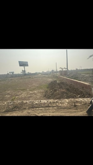 Plot Area in  Plot at Delhi Meerut Expressway – for Sale