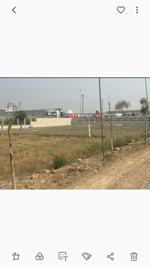 Plot Area in  Plot at Delhi Meerut Expressway – for Sale