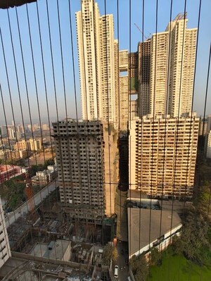 2 BHK Apartment – Exterior View View at Omkar Signet, Malad East - for Rent