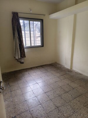 Room in 1 BHK Apartment at Snehankit CHS, Aundh – for Rent