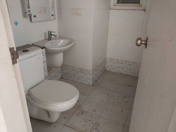 Bathroom in 3.5 BHK Apartment at CHD Avenue 71, Sector 71 – for Sale