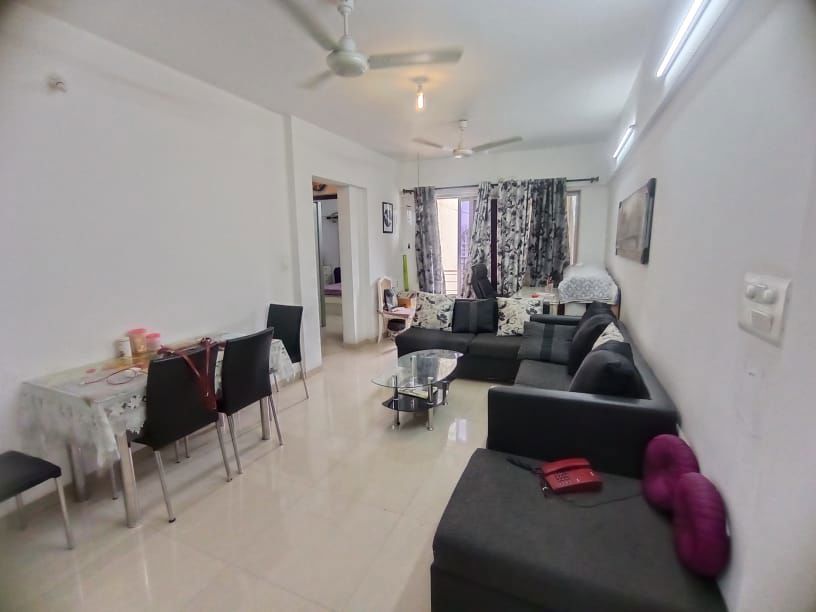 2 BHK + Pooja Room,Servant Room 1050 Sq.Ft. Apartment in Nahar Jonquille And Jamaica