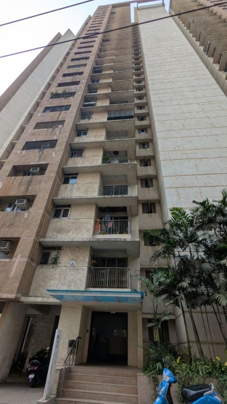 Exterior View, lodha-splendora 2 Bedroom 743 Sq.Ft. Apartment In Ghodbunder Road Thane 10021339