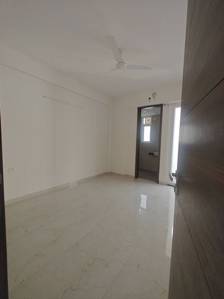 Room, smart-world-gems 2.5 Bedroom 1196 Sq.Ft. Builder Floor In Sector 89 Gurgaon 10021344
