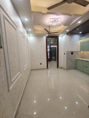 Building Lobby in 1 BHK Builder Floor at Maya Homes, Indrapuram – for Sale