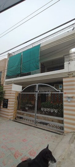3.5 BHK + Pooja Room Independent House For Sale in Sector 9