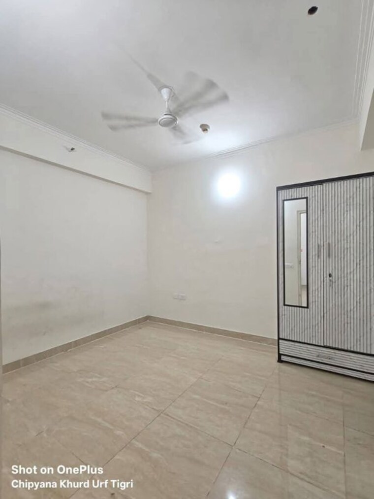 Room, amrapali-dream-valley 1 Bedroom 585 Sq.Ft. Apartment In Tech Zone 4 Greater Noida Greater Noida 9080765