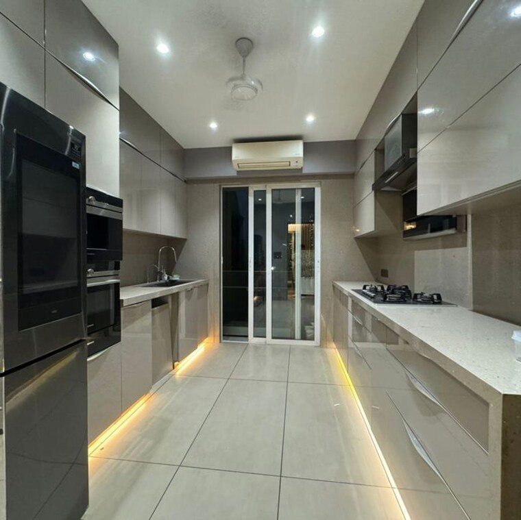Kitchen, andheri west 5 Bedroom 4700 Sq.Ft. Penthouse In Andheri West Mumbai 10021375