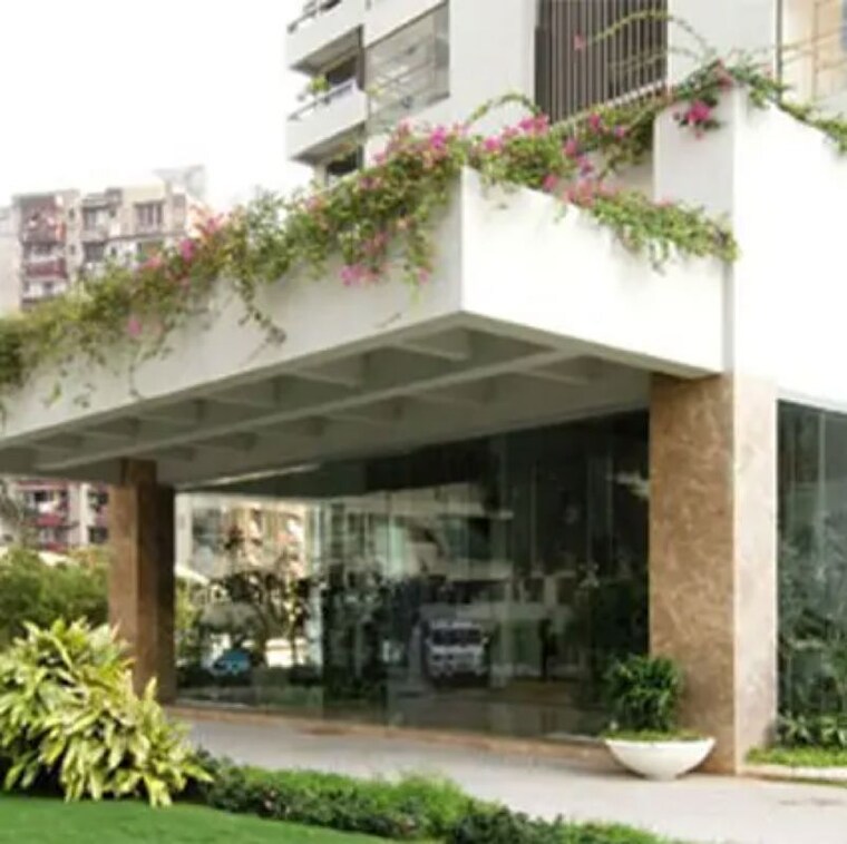 Exterior View, andheri west 5 Bedroom 4700 Sq.Ft. Penthouse In Andheri West Mumbai 10021375