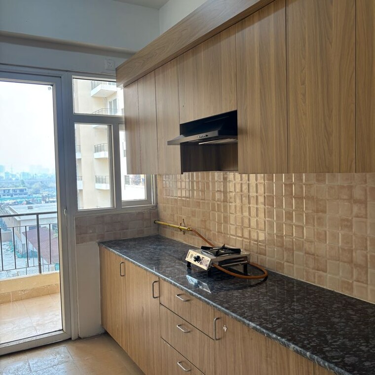 Kitchen, amrapali-crystal-homes 3 Bedroom 1375 Sq.Ft. Apartment In Sector 76 Noida 10021431