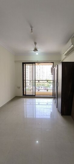 2 BHK + Pooja Room,Servant Room Apartment For Rent in Supreme Lake Homes