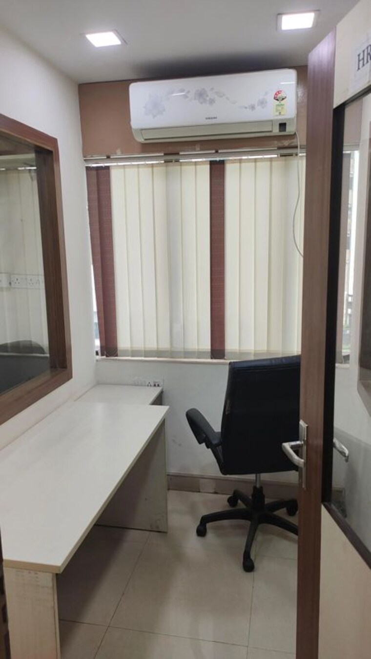 Team Area, sector v Commercial Office Space 1270 Sq.Ft. In Sector V Kolkata 10021429