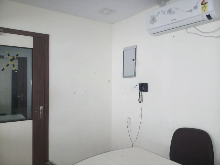 Other, sector v Commercial Office Space 1270 Sq.Ft. In Sector V Kolkata 10021429