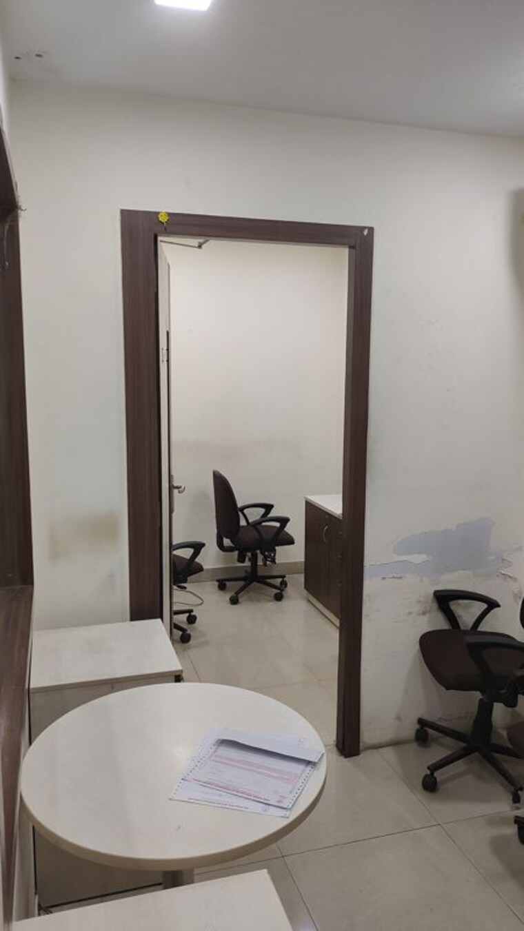 Team Area, sector v Commercial Office Space 1270 Sq.Ft. In Sector V Kolkata 10021429
