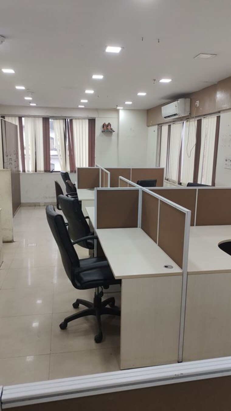 Team Area, sector v Commercial Office Space 1270 Sq.Ft. In Sector V Kolkata 10021429