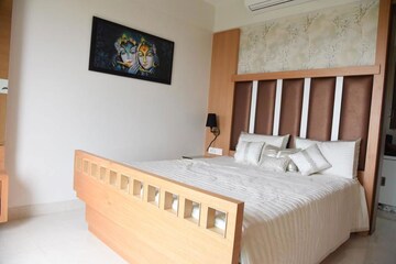 Bedroom in 2.5 BHK Apartment at Neelkanth Greens, Manpada – for Sale