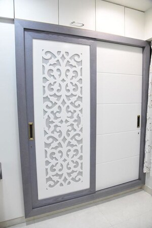 Building Lobby in 2.5 BHK Apartment at Neelkanth Greens, Manpada – for Sale