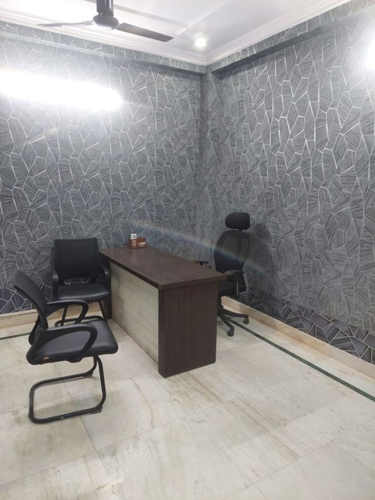 Team Area, gomti nagar Commercial Office Space 450 Sq.Ft. In Gomti Nagar Lucknow 10021466