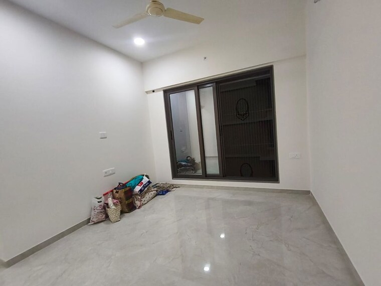 Room, prime-legacy 3 Bedroom 890 Sq.Ft. Apartment In Dahisar West Mumbai 9682415